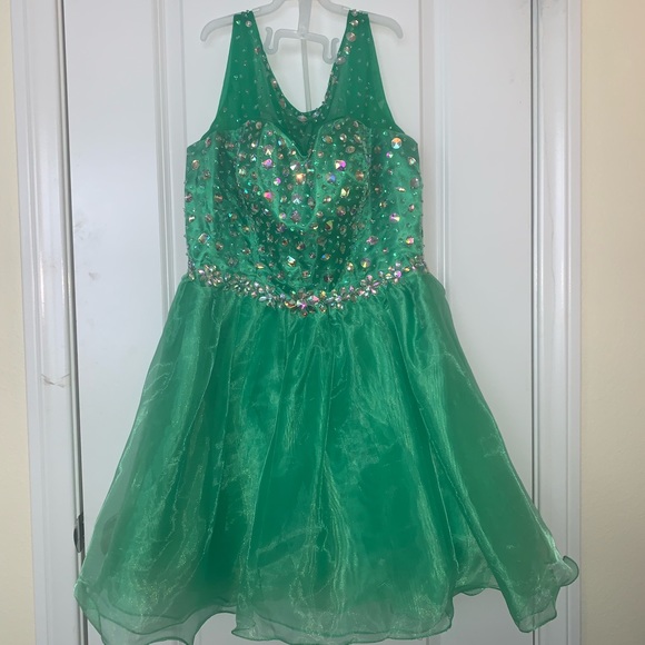Green Homecoming Dress - Picture 1 of 7